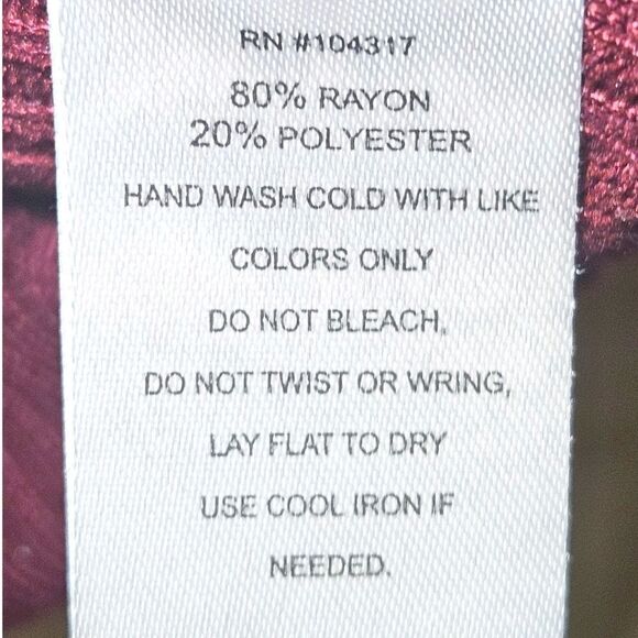 DEREK HEART PLUS SIZE Maroon Ribbed LongSleeve Sweater dress Size 2X - Picture 11 of 15